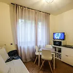 Verona Suites And Rooms